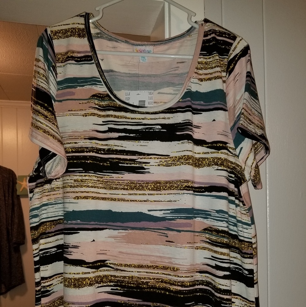 Lularoe classic t
